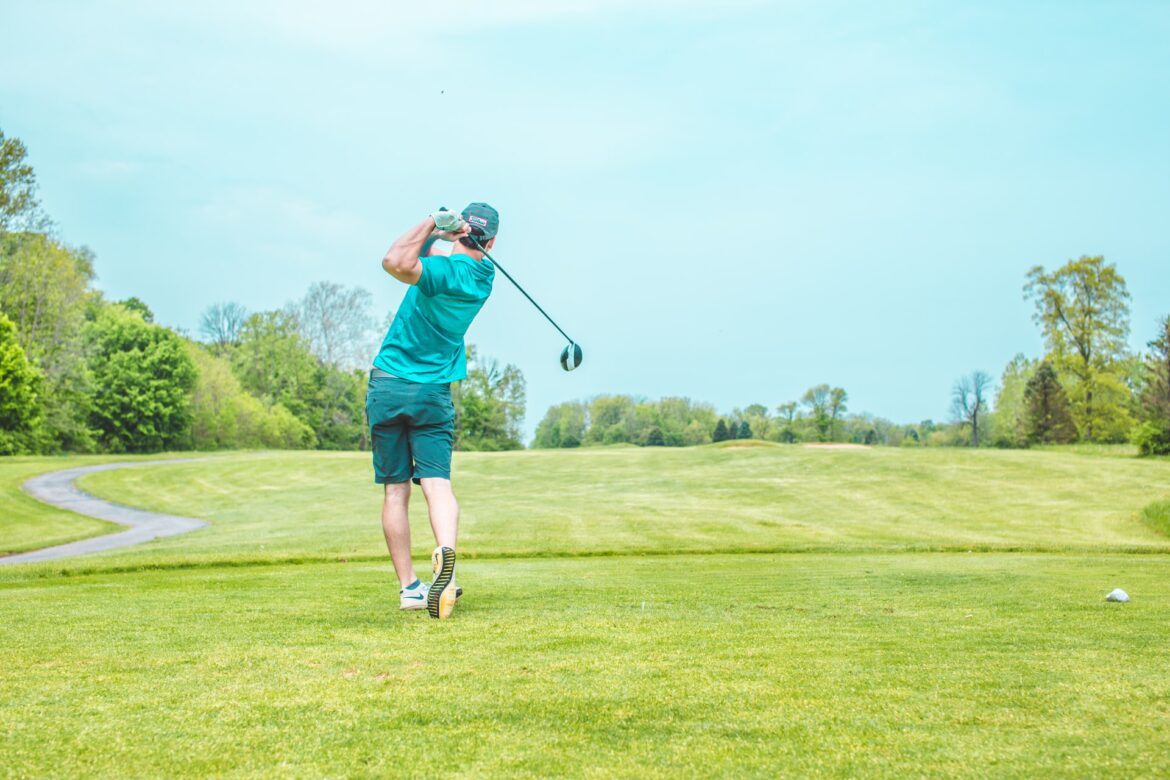 What is the best way to practice golf?